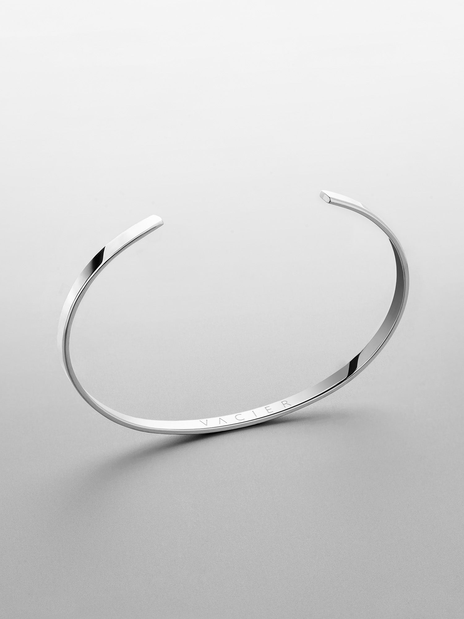 MINIMAL UNISIZE CUFF - Timeless Design for Men – Vacier