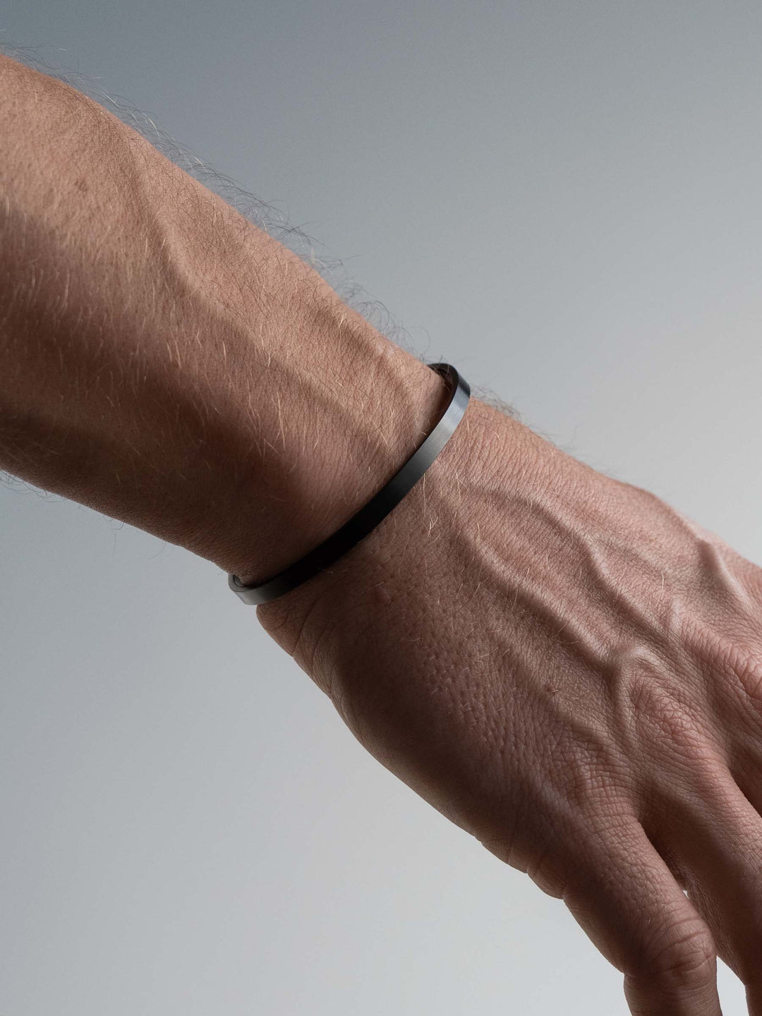MINIMAL ARMBAND IN EINHEITSGRÖSSE