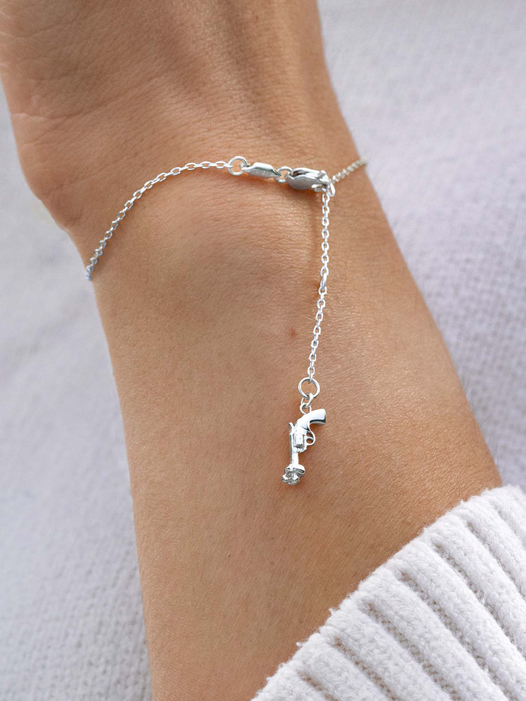 Non-Violence x Vacier Women's Chain Bracelet