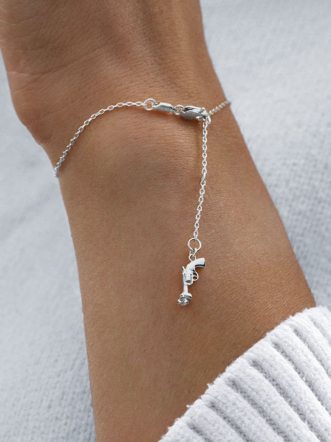 Non-Violence x Vacier Women's Chain Bracelet