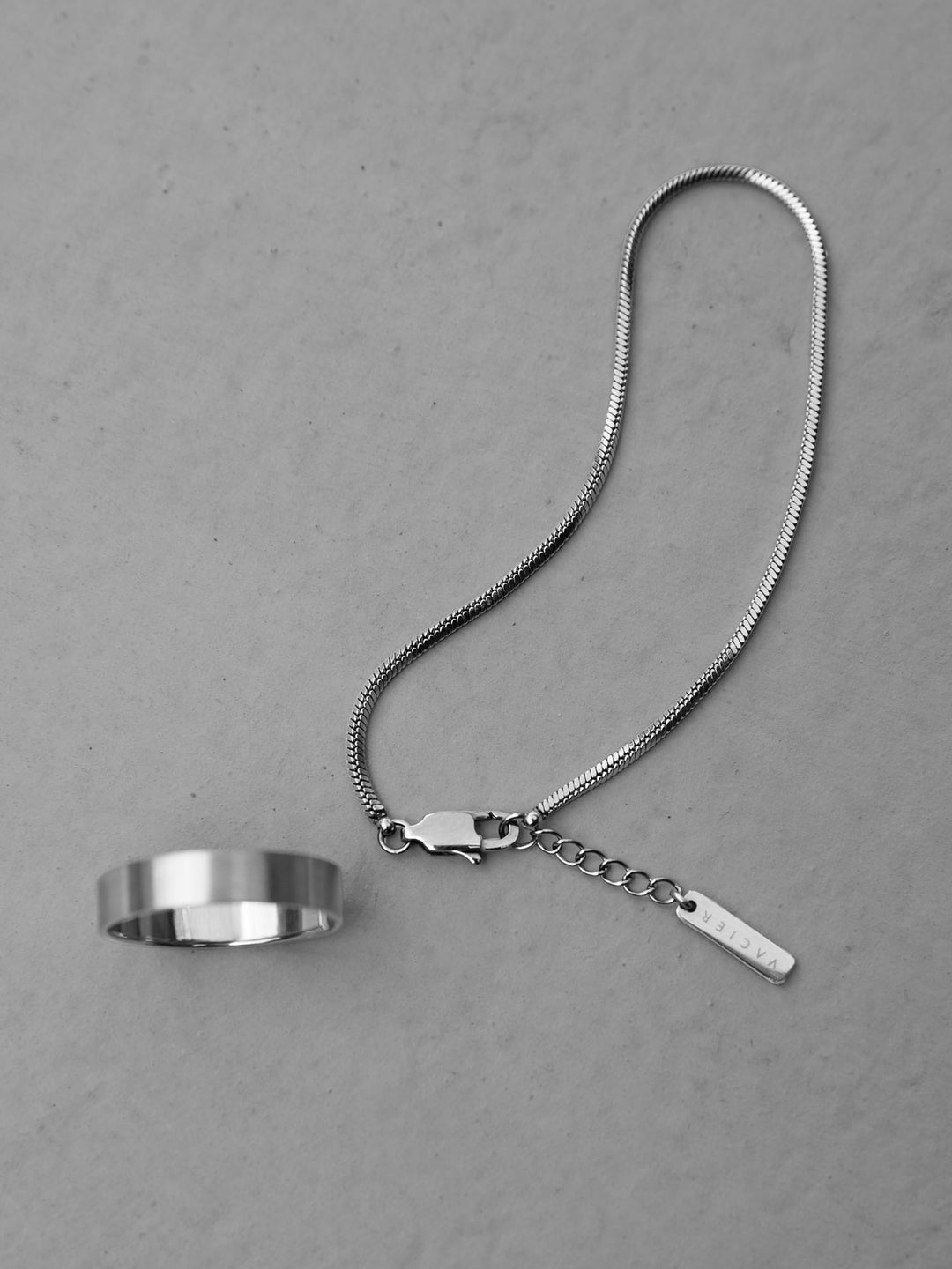 SQUARE CHAIN BRACELET