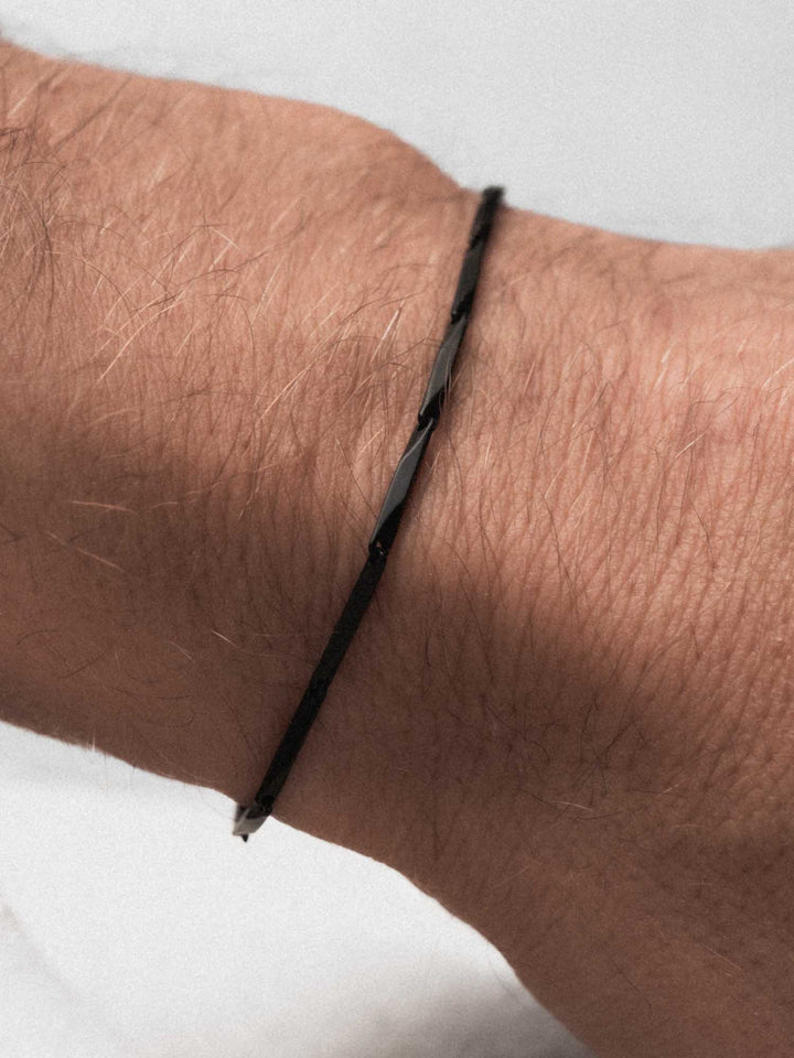 LINEAR KETTENARMBAND