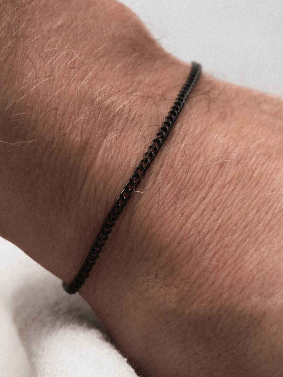 MINIMAL CHAIN BRACELET
