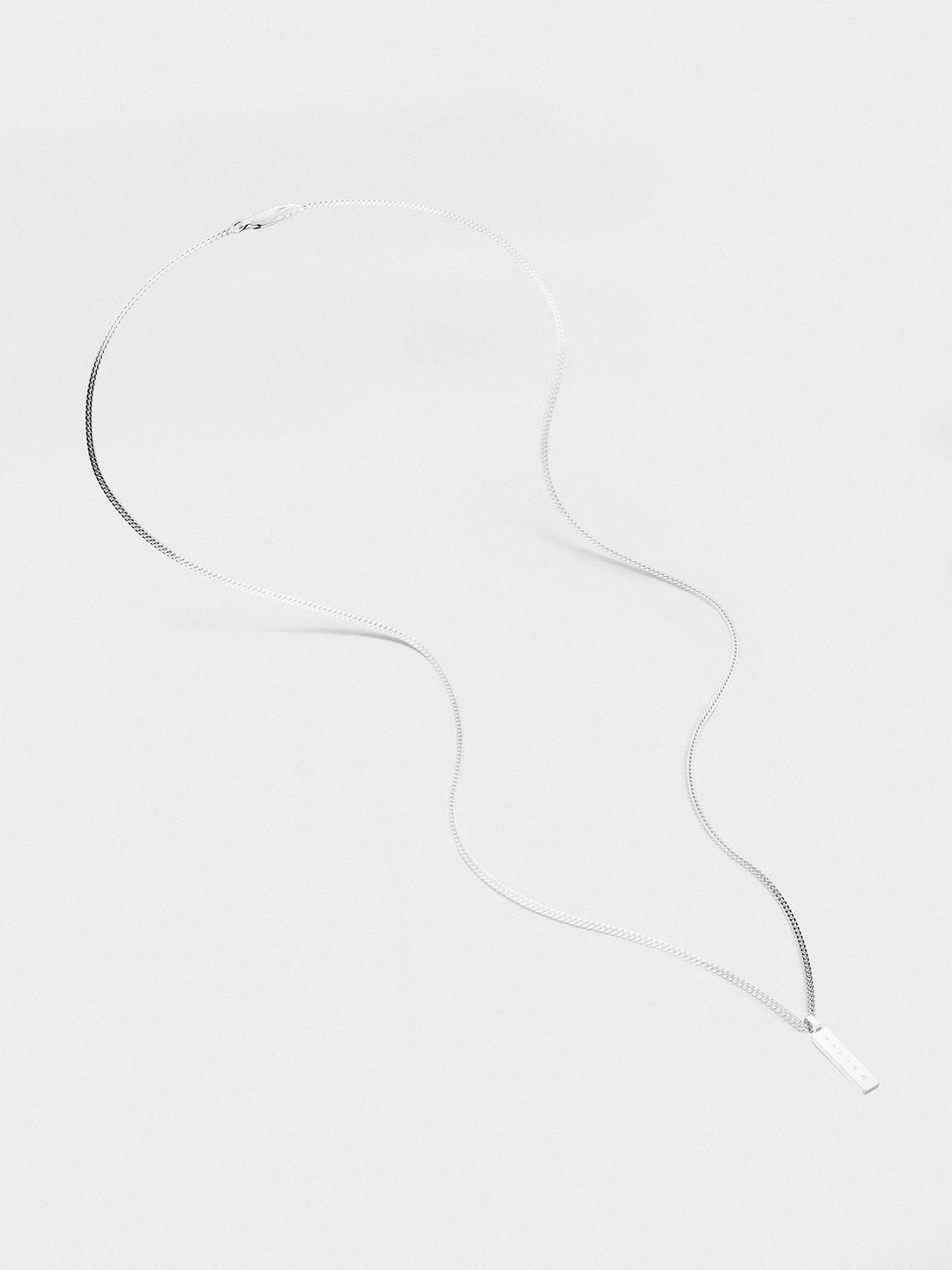 MINIMAL PENDANT NECKLACE