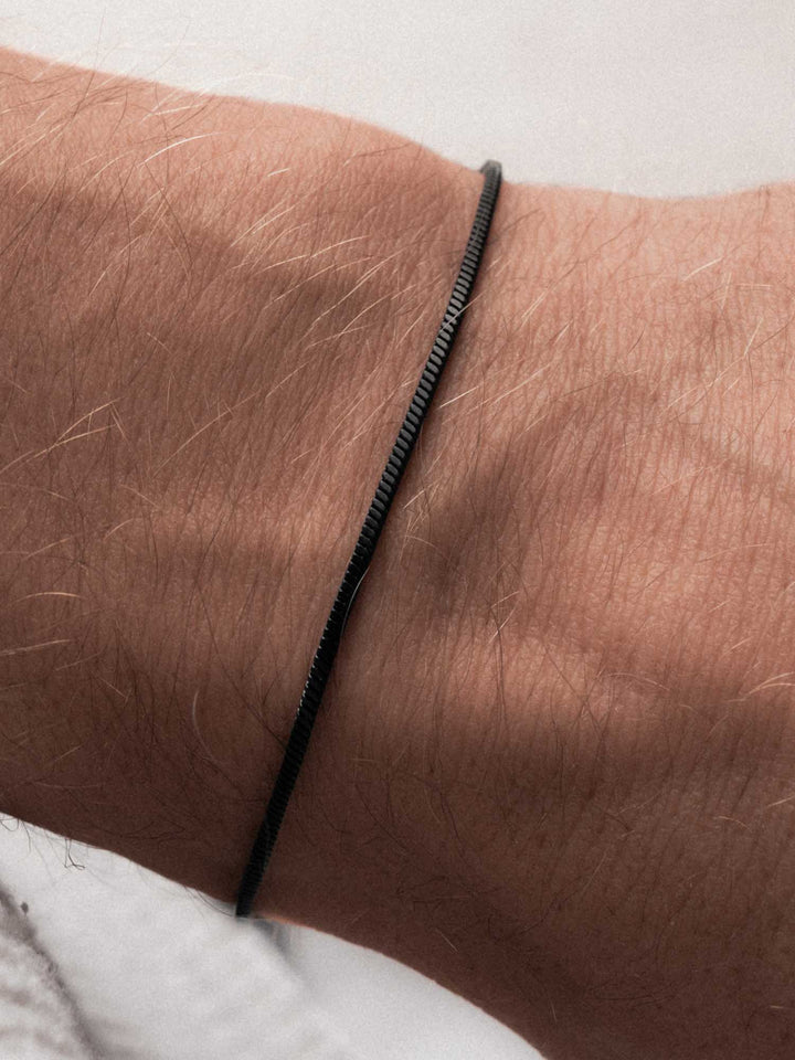 SQUARE CHAIN BRACELET