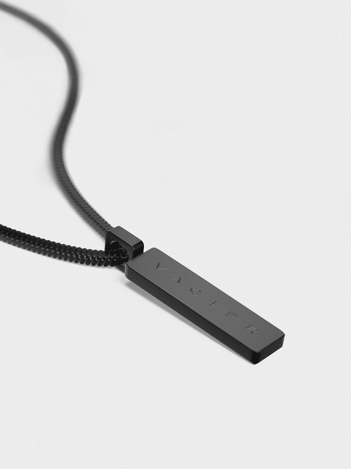 SQUARE PENDANT NECKLACE