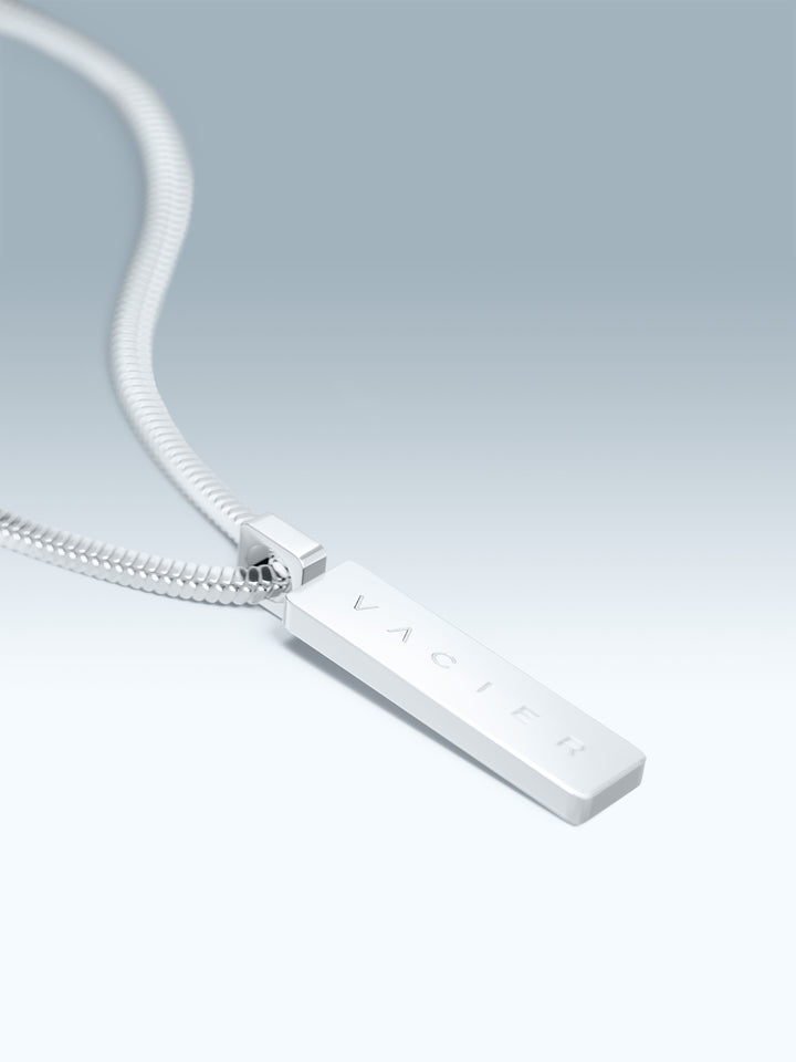 SQUARE PENDANT NECKLACE