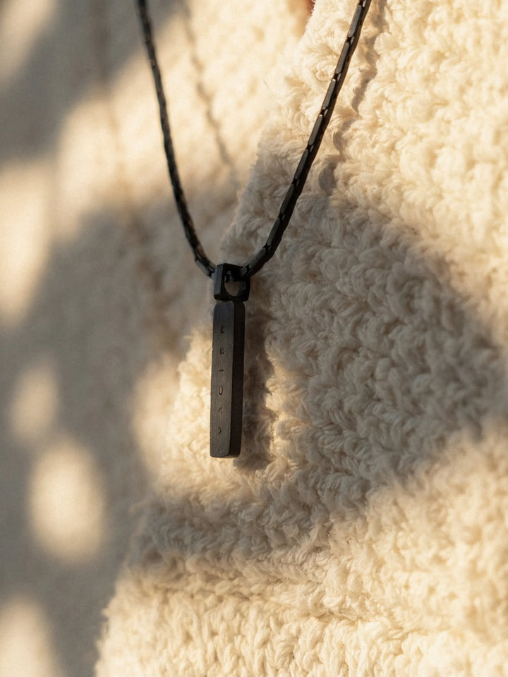 HALSKETTE MIT DRAHTANHÄNGER