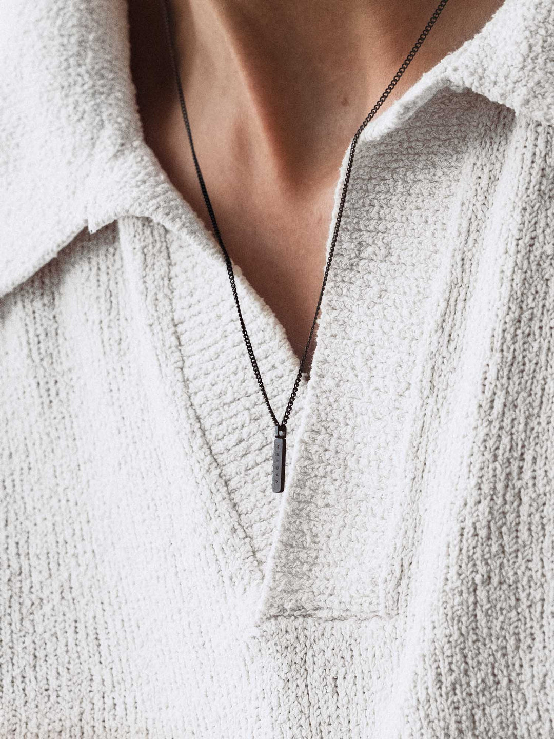 MINIMAL PENDANT NECKLACE