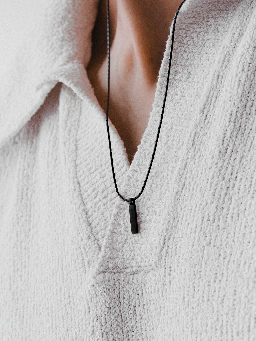 COLLIER FIL AVEC PENDENTIF 